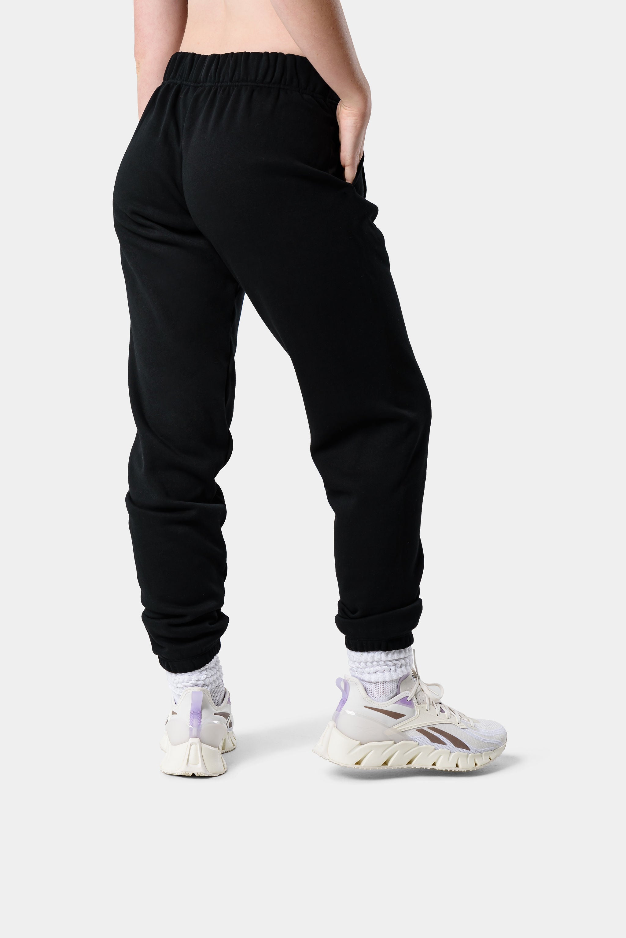 Kamo Fitness  CozyTec Sweatpants - Black