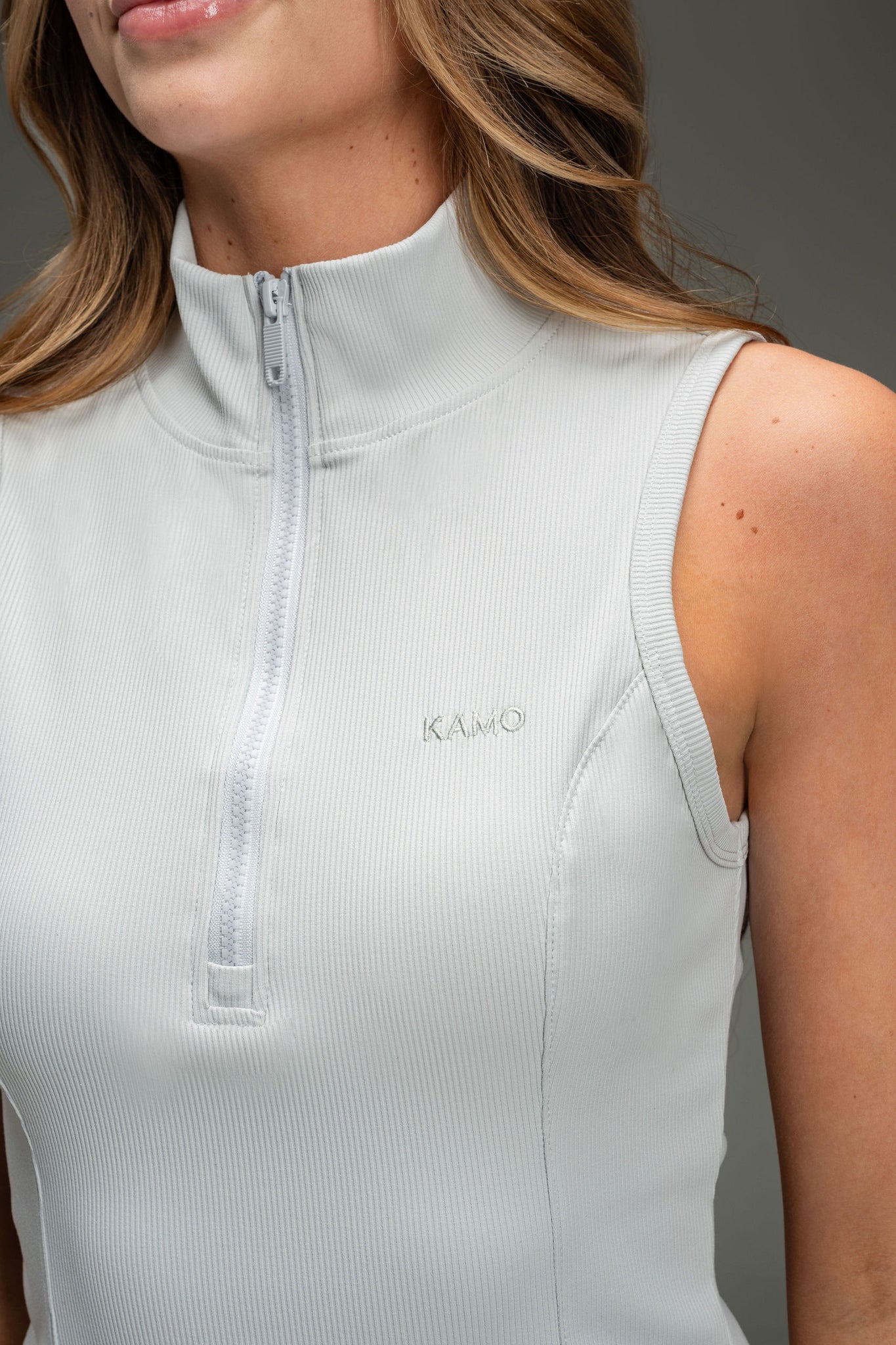 Essential Zipper Sleeveless Top - Heather Grey