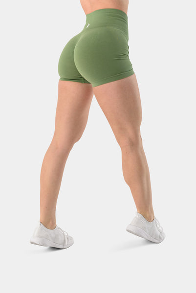 Eos Seamless Scrunch Shorts - Loden Frost – Kamo Fitness